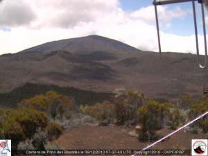 Le Piton de la Fournaise passe en alerte 1