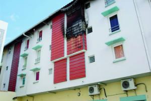 Un appartement incendié par des feux d'artifice