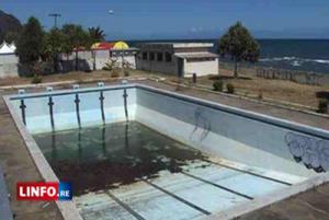 La piscine du Barachois toujours à l'abandon